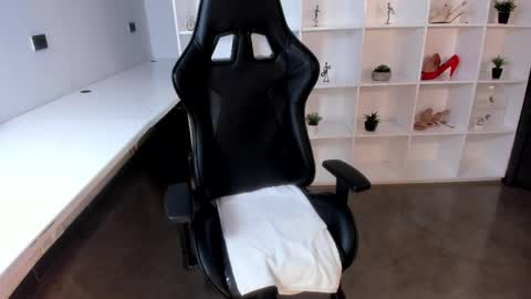 Jazmin Bigboobs online show from 04/05/26, 11:40