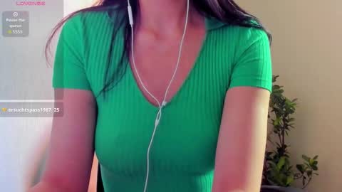 peach online show from 11/21/25, 06:56