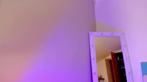Snapshot of natural_meri_ chatting on 10/13/25, 05:29 Meri online show from 10/13/25, 05:29