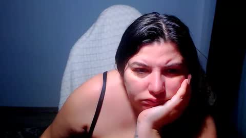 Snapshot of naturalbouncingboobs chatting on 11/30/25, 08:18 Anna online show from 11/30/25, 08:18