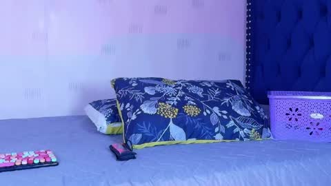 Gwen  online show from 04/21/26, 07:39