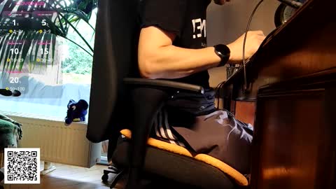 Nature online show from 09/22/25, 07:10