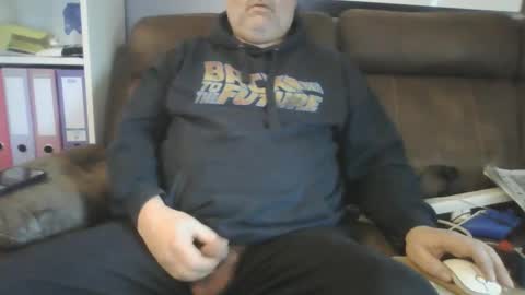 Snapshot of naturistmale45 chatting on 02/12/25, 09:52 naturistmale45 online show from 02/12/25, 09:52