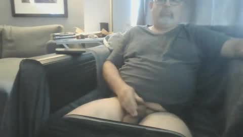 Snapshot of naturistmale45 chatting on 09/28/25, 03:17 naturistmale45 online show from 09/28/25, 03:17