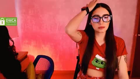 Natalia  Valeria online show from 12/22/24, 11:22