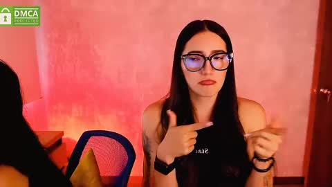 Natalia  Valeria online show from 01/07/25, 11:26