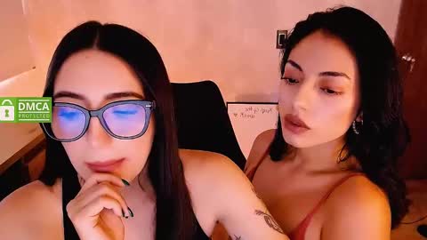Natalia  Valeria online show from 02/06/25, 02:37