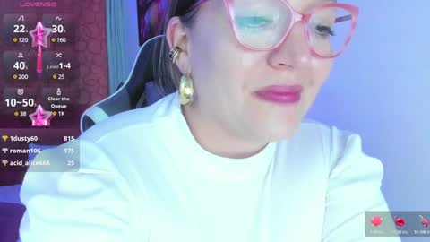 Snapshot of naty__mature_ chatting on 01/17/25, 04:17 Nataly online show from 01/17/25, 04:17