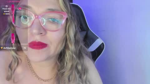 Snapshot of naty__mature_ chatting on 01/20/25, 02:32 Nataly online show from 01/20/25, 02:32