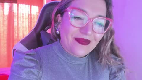 Snapshot of naty__mature_ chatting on 01/24/25, 08:32 Nataly online show from 01/24/25, 08:32