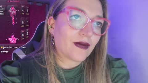 Snapshot of naty__mature_ chatting on 02/09/25, 03:22 Nataly online show from 02/09/25, 03:22