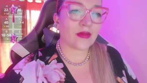 Snapshot of naty__mature_ chatting on 02/10/25, 06:13 Nataly online show from 02/10/25, 06:13