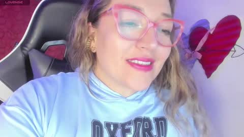 Snapshot of naty__mature_ chatting on 02/17/25, 12:32 Nataly online show from 02/17/25, 12:32