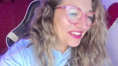 Snapshot of naty__mature_ chatting on 02/17/25, 03:36 Nataly online show from 02/17/25, 03:36