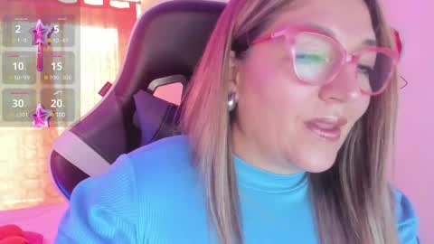Snapshot of naty__mature_ chatting on 02/28/25, 05:26 Nataly online show from 02/28/25, 05:26