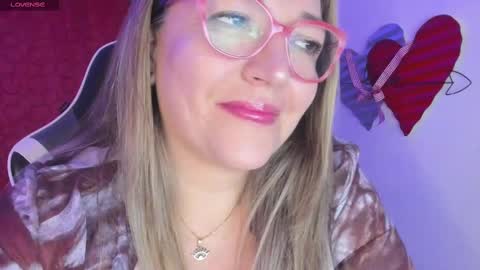 Snapshot of naty__mature_ chatting on 03/02/25, 09:31 Nataly online show from 03/02/25, 09:31