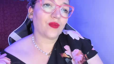 Snapshot of naty__mature_ chatting on 09/10/25, 01:49 Nataly online show from 09/10/25, 01:49