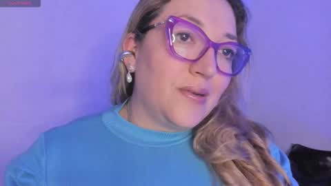 Snapshot of naty__mature_ chatting on 02/25/26, 06:39 Nataly online show from 02/25/26, 06:39