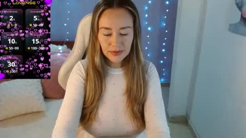 Natalia online show from 10/19/25, 12:00