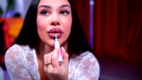 Snapshot of natydesiree chatting on 11/19/25, 10:04 Naty online show from 11/19/25, 10:04