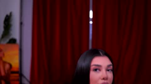 Snapshot of natydesiree chatting on 12/15/25, 07:40 Naty online show from 12/15/25, 07:40