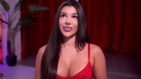 Naty online show from 02/10/26, 07:40