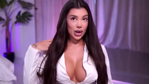 Naty online show from 03/03/26, 07:53