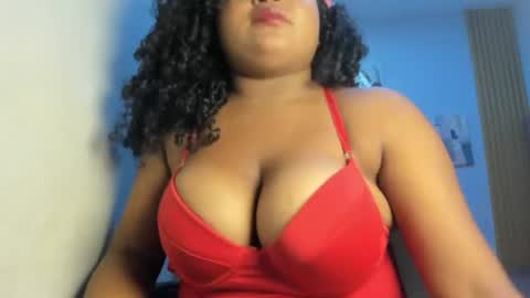 Snapshot of natyx_01 chatting on 06/21/26, 06:38 natyx_01 online show from 06/21/26, 06:38