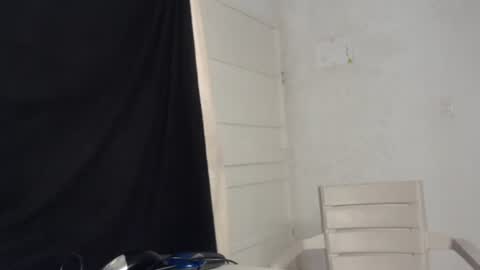 Snapshot of natzumi_mcqueen chatting on 03/06/25, 07:10 Stella Mcqueen online show from 03/06/25, 07:10