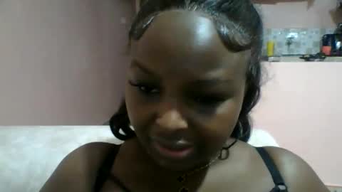 Snapshot of naughti_garlie chatting on 06/08/26, 07:03 naughti_garlie online show from 06/08/26, 07:03