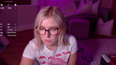 Bex currently on maternity leave online show from 02/10/26, 09:52