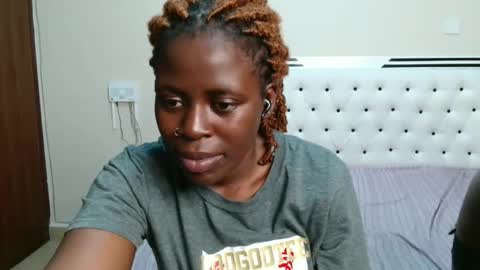 Snapshot of naughty_alexah chatting on 10/16/25, 10:22 Alexa online show from 10/16/25, 10:22