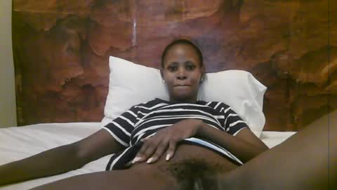 Snapshot of naughty_babe000 chatting on 07/20/26, 12:07 alisha online show from 07/20/26, 12:07