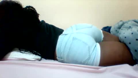 Snapshot of naughty_baddie5 chatting on 05/26/26, 12:28 candy online show from 05/26/26, 12:28