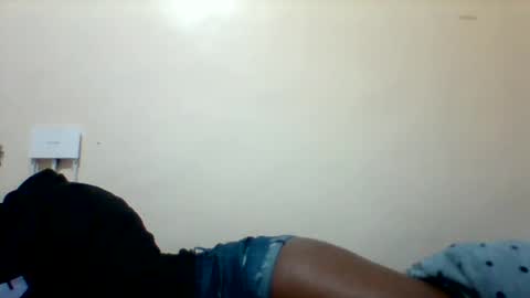 Snapshot of naughty_baddie5 chatting on 07/12/26, 09:33 candy online show from 07/12/26, 09:33