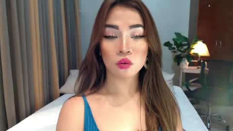 Snapshot of naughty_dreamerxxx chatting on 12/04/24, 07:50 Queen Jess online show from 12/04/24, 07:50