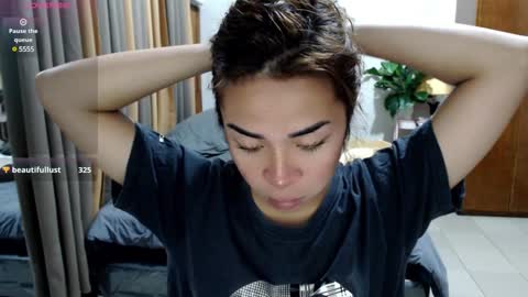 Snapshot of naughty_dreamerxxx chatting on 12/10/24, 09:55 Queen Jess online show from 12/10/24, 09:55