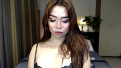 Snapshot of naughty_dreamerxxx chatting on 11/14/25, 06:23 Queen Jess online show from 11/14/25, 06:23