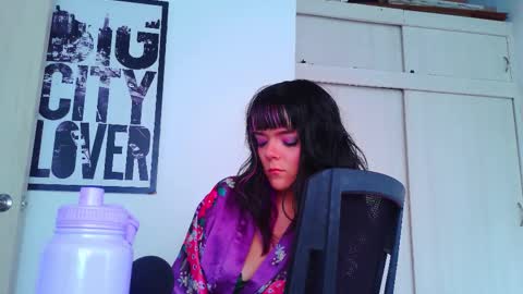 Em  please help me reach 100 thumbs up 3 online show from 09/16/25, 06:09