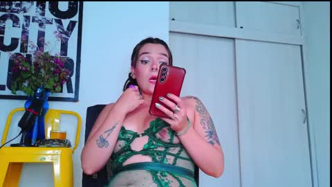 Em  please help me reach 100 thumbs up 3 online show from 04/05/26, 09:01