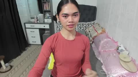 emma online show from 01/04/25, 07:24