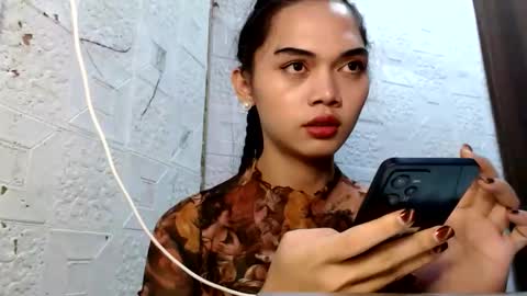 emma online show from 10/12/25, 07:46