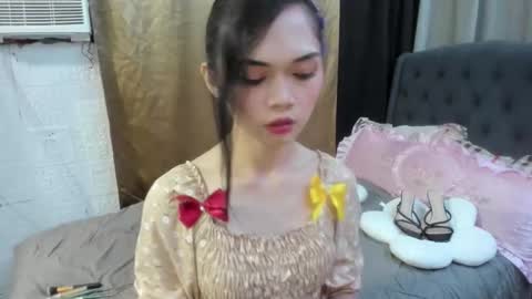 emma online show from 11/09/25, 04:49