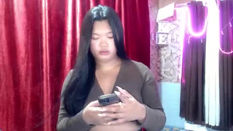 KATE online show from 04/18/26, 12:36