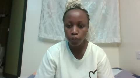 Snapshot of naughty_kesh chatting on 06/28/26, 10:21 kesh online show from 06/28/26, 10:21
