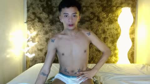 Snapshot of naughty_kirk chatting on 08/02/26, 05:44 Kirk online show from 08/02/26, 05:44