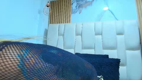 Kitten online show from 04/23/26, 11:31