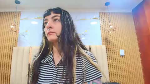 Kitten online show from 07/14/26, 11:16