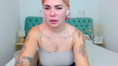 Maria  online show from 10/05/25, 07:45