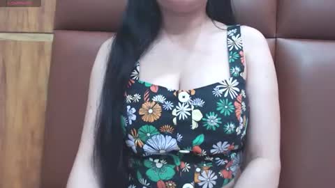 riya online show from 04/19/26, 06:10